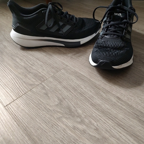 Adidas Men's Black Athletic Sneakers - Picture 7 of 7
